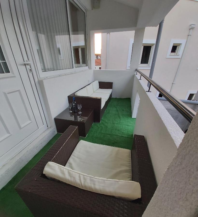 טיווט Apartments "4You" מראה חיצוני תמונה