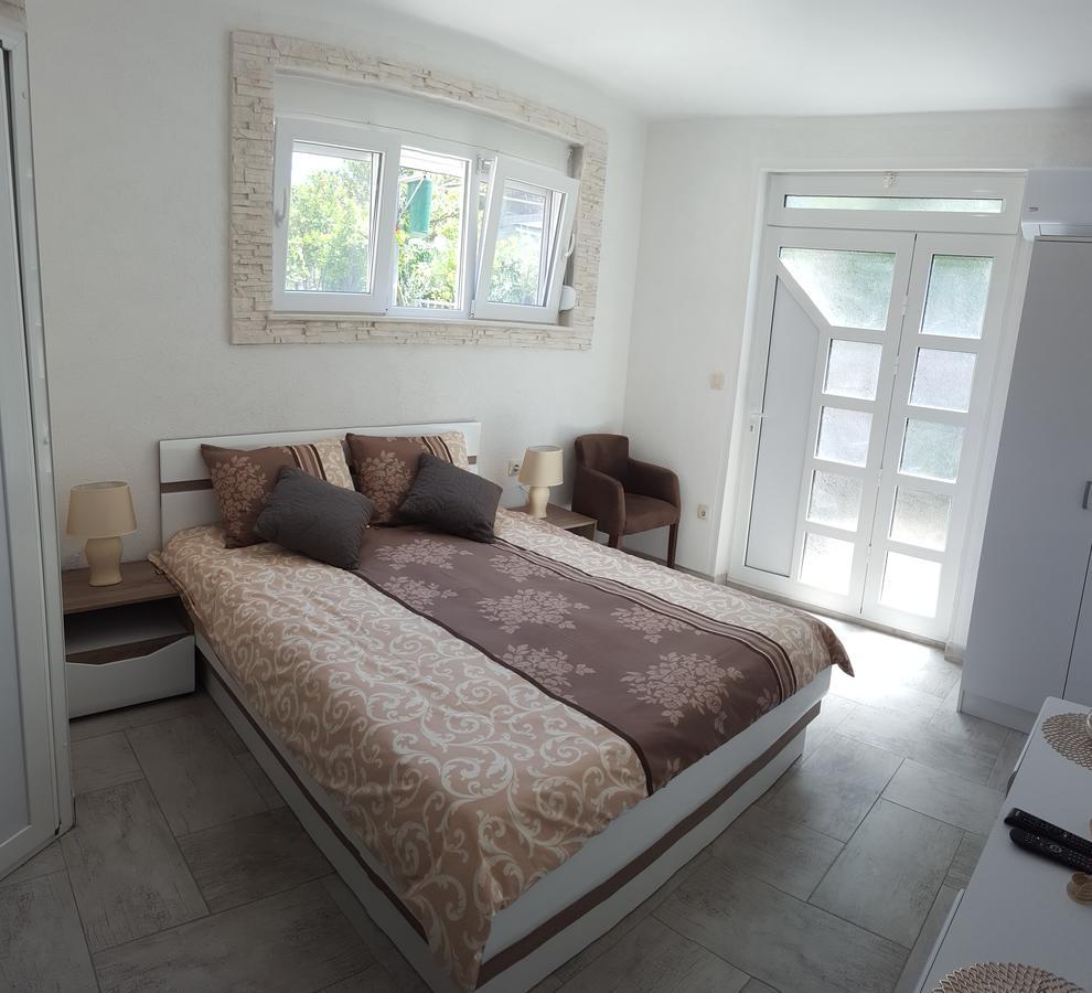 טיווט Apartments "4You" מראה חיצוני תמונה